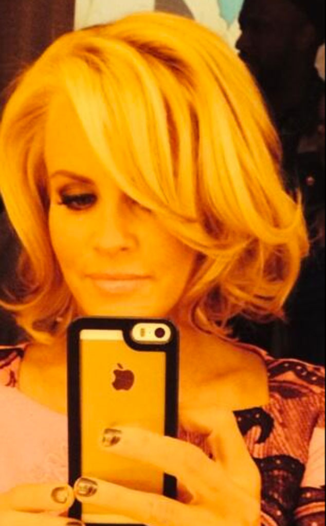 Hot Or Not Jenny Mccarthy Chops Off Her Hair E News
